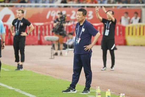 打扑克高清视频